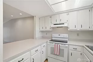 9515 Centerbrook Ct, Dayton, OH 45458 - Photo 14