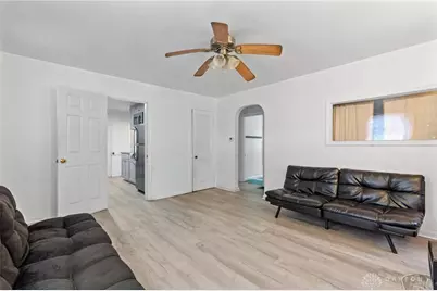 3648 W Siebenthaler Avenue, Dayton, OH 45406 - Photo 10