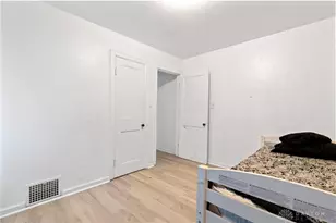 3648 W Siebenthaler Ave, Dayton, OH 45406 - Photo 18