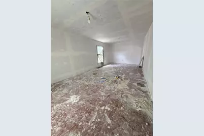 3007 E 4th Street, Dayton, OH 45403 - Photo 8