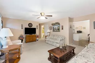 215 N Smith St, New Carlisle, OH 45344 - Photo 6