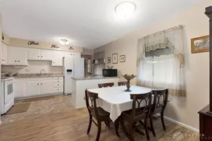 215 N Smith St, New Carlisle, OH 45344 - Photo 8