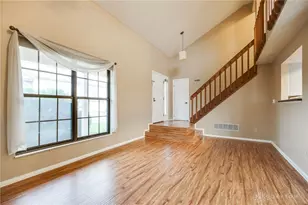 2389 Fieldstone Cir, Fairborn, OH 45324 - Photo 10