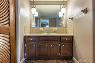 8370 Paragon Rd, Washington Twp, OH 45458 - Photo 16