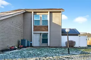 1218 Robbins Run Ct, Dayton, OH 45458 - Photo 2