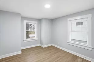 305 E Siebenthaler Ave, Dayton, OH 45405 - Photo 12