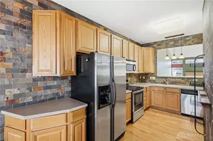 4114 Tangletree Ct, Dayton, OH 45414 - Photo 4