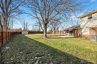 141 Saundra Court, Dayton, OH 45430 - Photo 28
