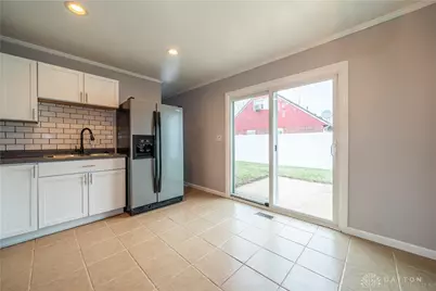 401 Kings Chapel Drive, Troy, OH 45373 - Photo 6