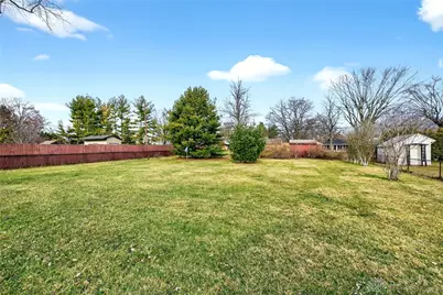 831 Princewood Avenue, Dayton, OH 45429 - Photo 32