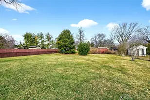 831 Princewood Ave, Dayton, OH 45429 - Photo 32