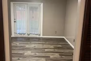 6508 Hemingway Rd, Huber Heights, OH 45424 - Photo 10