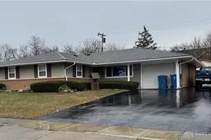 6508 Hemingway Rd, Huber Heights, OH 45424 - Photo 2