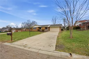 2159 Prudence Dr, Beavercreek, OH 45431 - Photo 4