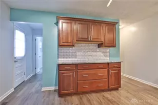 6412 Rosecrest Dr, Butler Twp, OH 45414 - Photo 16