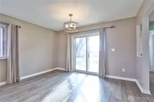 6412 Rosecrest Dr, Butler Twp, OH 45414 - Photo 10