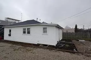 457 W Wood St, Versailles, OH 45380 - Photo 4