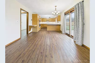 126 Royal Oaks Drive, Greenville, OH 45331 - Photo 4