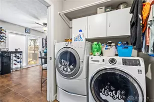 8737 Appleridge Ct, Franklin, OH 45005 - Photo 10