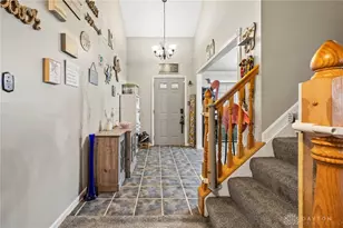 8737 Appleridge Ct, Franklin, OH 45005 - Photo 4