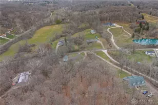 10671 Green Apple Rd, Miamisburg, OH 45342 - Photo 28