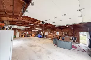 10080 Dayton-Greenville Pike, Brookville, OH 45309 - Photo 32