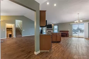 4810 Belmont Pl, Huber Heights, OH 45424 - Photo 14