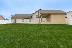 4810 Belmont Pl, Huber Heights, OH 45424 - Photo 36