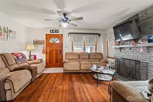 208 S Wolf Creek St, Brookville, OH 45309 - Photo 6