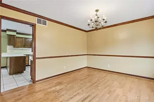 9644 Bridlewood Trail, Dayton, OH 45458 - Photo 10