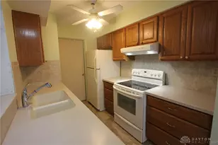 1420 Lake Pointe Way, Centerville, OH 45459 - Photo 6