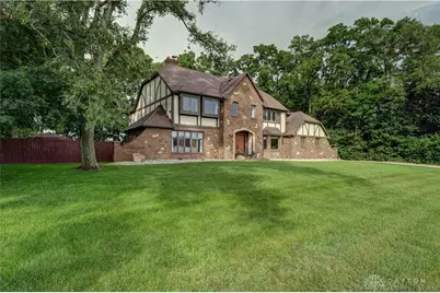 7116 Dominican Drive, Dayton, OH 45415 - Photo 4