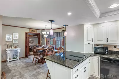 5018 Lausanne Drive, Dayton, OH 45458 - Photo 14