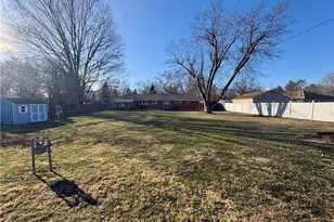 1900 N Belleview Dr, Bellbrook, OH 45305 - Photo 18