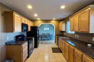 1900 N Belleview Dr, Bellbrook, OH 45305 - Photo 8