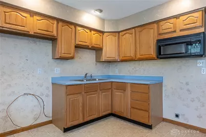 188 Mark Court, Germantown, OH 45327 - Photo 12