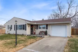 1222 Hemlock Dr, Fairborn, OH 45324 - Photo 2