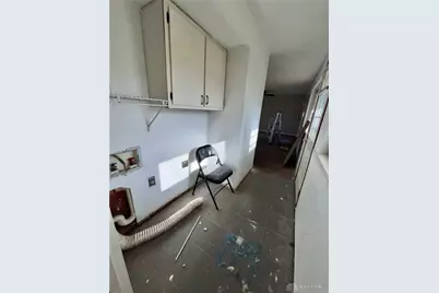 5572 Shady Oak Street, Huber Heights, OH 45424 - Photo 18