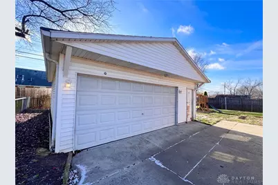 5572 Shady Oak Street, Huber Heights, OH 45424 - Photo 4