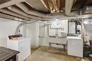 25 N Perry St, Vandalia, OH 45377 - Photo 32