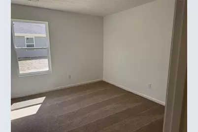 1704 Chevington Chase, Tipp City, OH 45371 - Photo 16