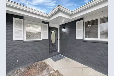 709 N Eppington Drive, Dayton, OH 45426 - Photo 2