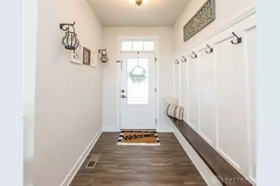 1112 Red Maple Drive, Troy, OH 45373 - Photo 6