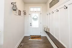 1112 Red Maple Dr, Troy, OH 45373 - Photo 6