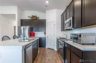 1109 Honeydew Dr, Tipp City, OH 45371 - Photo 8