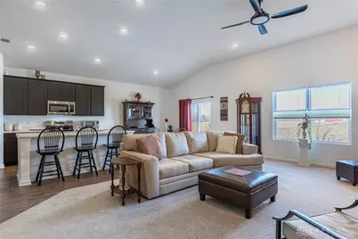 1109 Honeydew Drive, Tipp City, OH 45371 - Photo 2