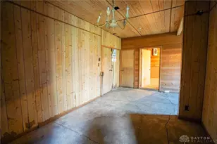 222 E Social Row Rd, Washington Twp, OH 45458 - Photo 34