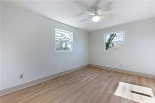 222 E Social Row Rd, Washington Twp, OH 45458 - Photo 18