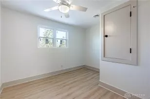 222 E Social Row Rd, Washington Twp, OH 45458 - Photo 24