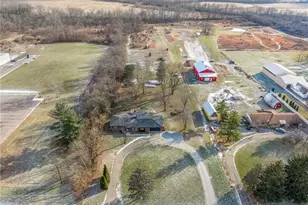 930 N Bickett Rd, Xenia, OH 45385 - Photo 4